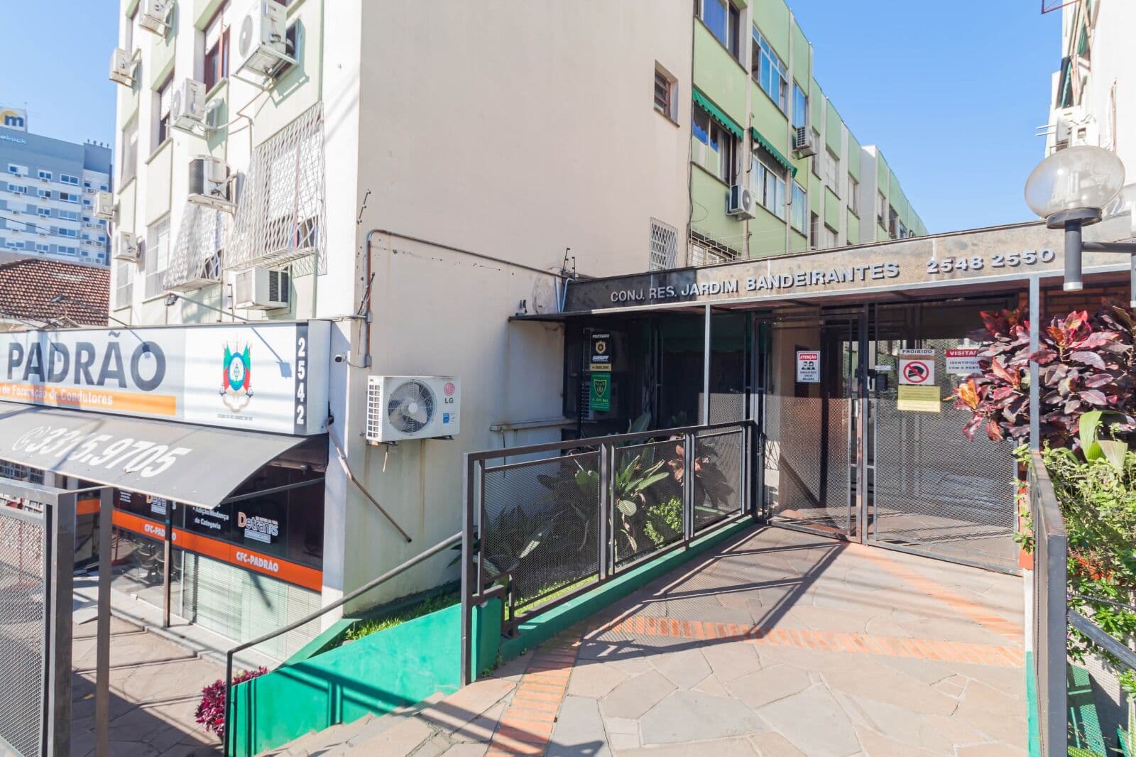 Apartamento dois dormitórios