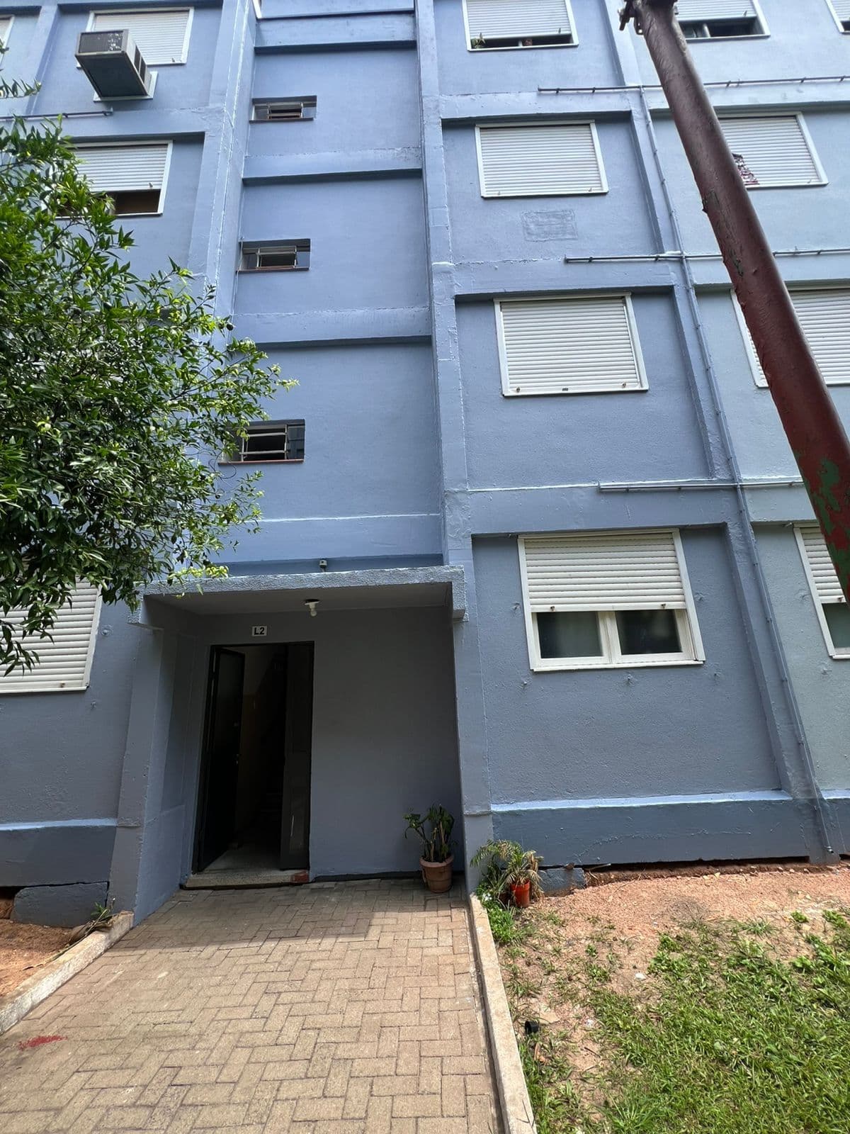 Apartamento 3 dormitórios, com estacionamento rotativo Bairro Camaquã