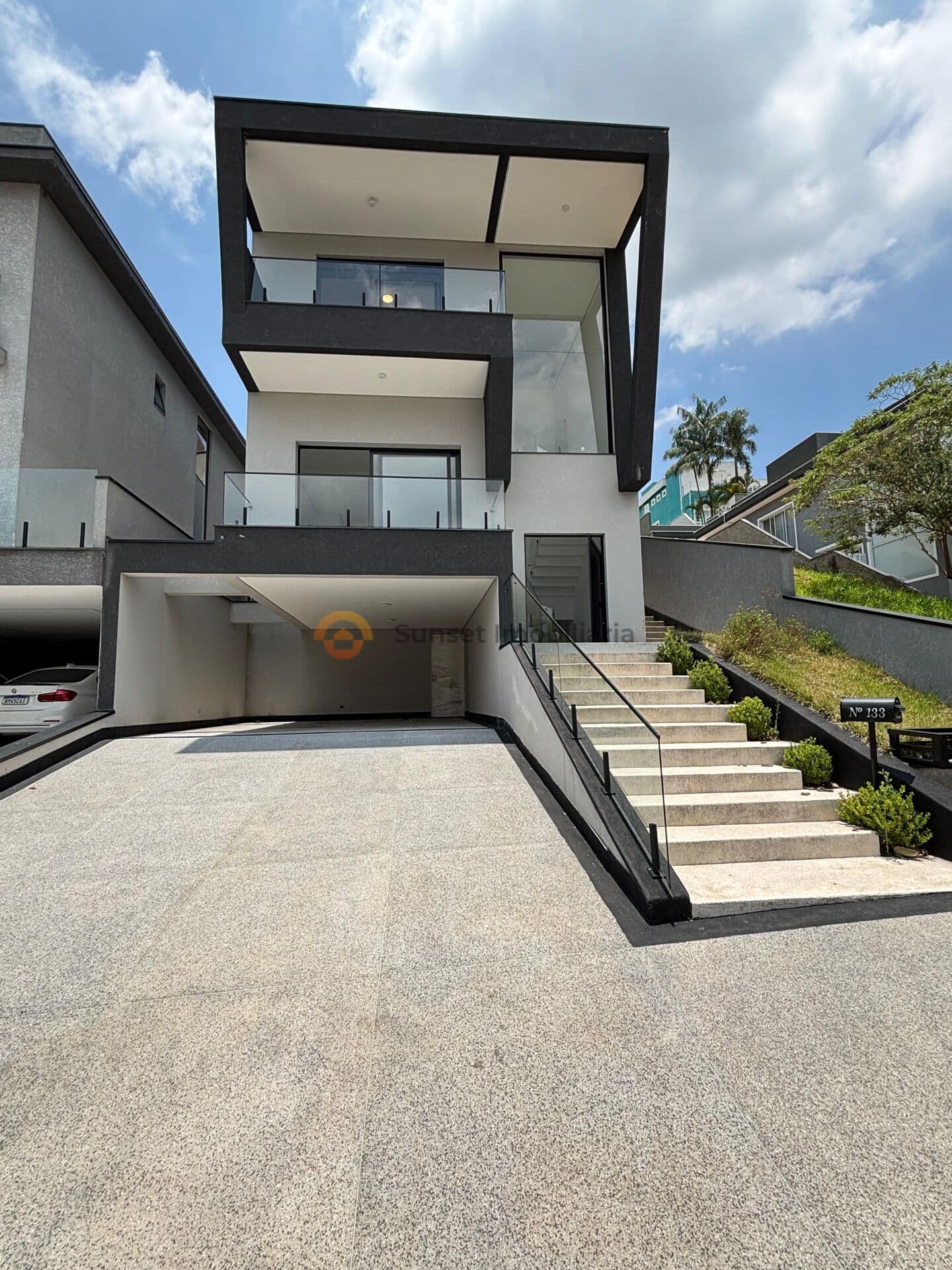 Casa com 4 suítes à venda, 316m² por R$ 2.200.000 — New Ville, Santana de Parnaíba/SP