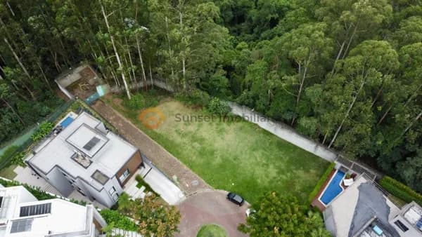 Lote/Terreno em Santana de Parnaíba - Tamboré