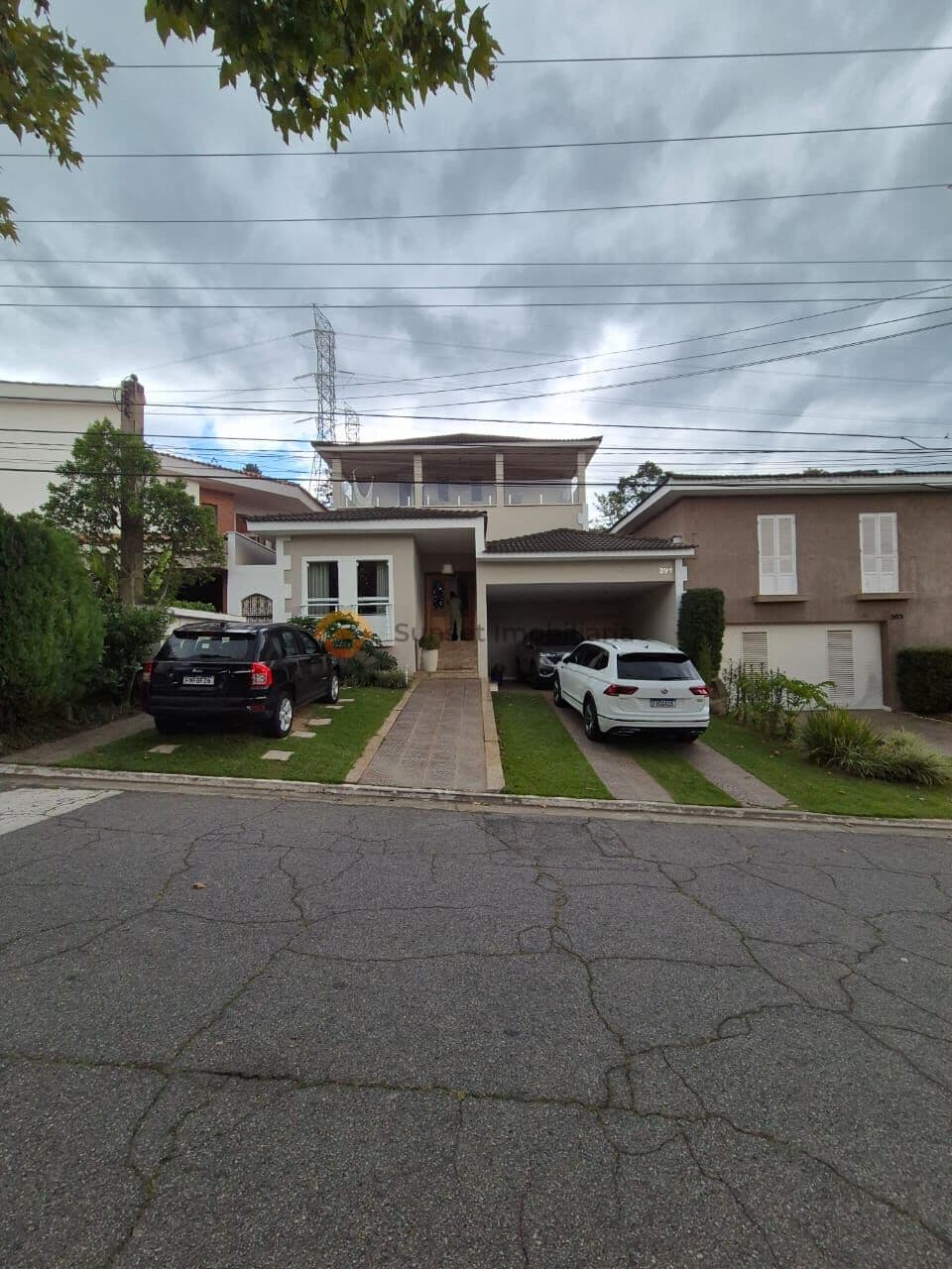 Casa com 3 suítes à venda por R$ 3.250.000 — Residencial Alphaville 5, Santana de Parnaíba/SP