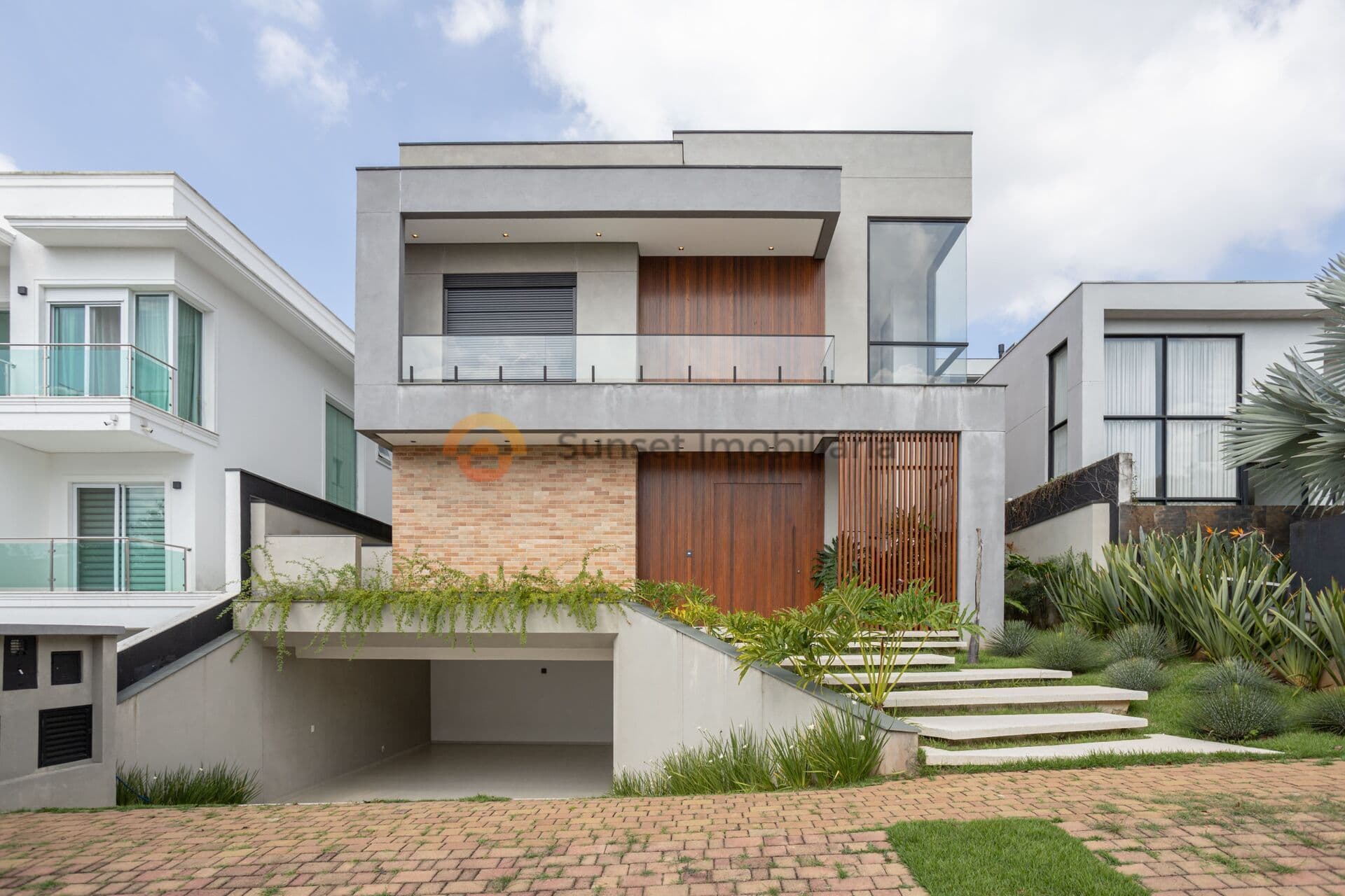 Casa com 4 suítes à venda, 420m² por R$ 4.355.000 — Gênesis I, Santana de Parnaíba/SP
