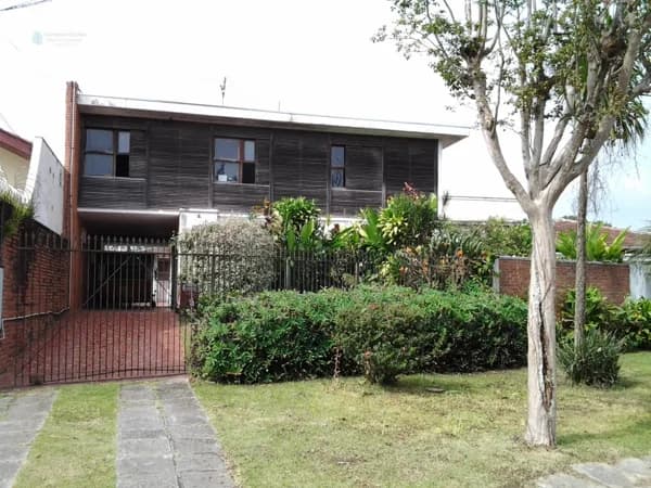 Casa Duplex para Venda em Guabirotuba Curitiba-PR