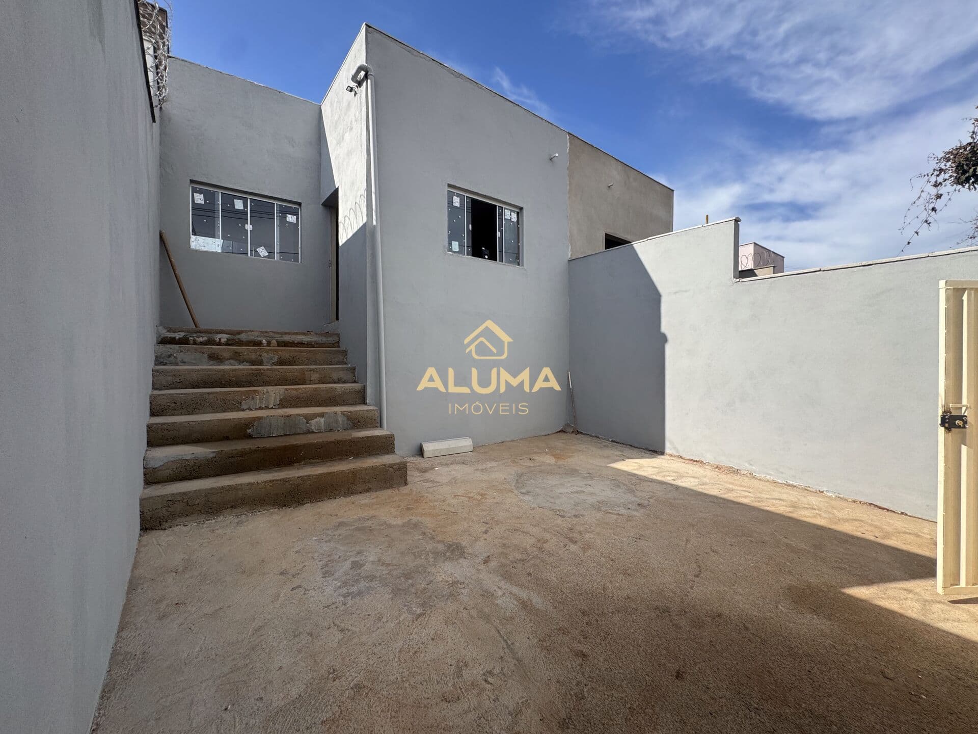 Casa Geminada em São Lucas, Conselheiro Lafaiete/MG
