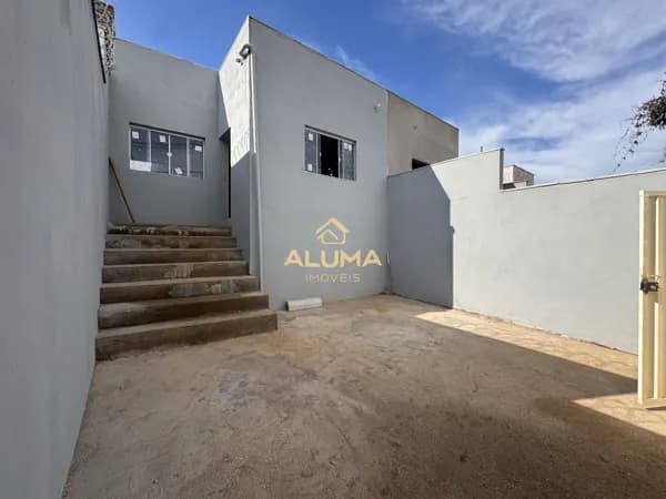 Casa Geminada em São Lucas, Conselheiro Lafaiete/MG