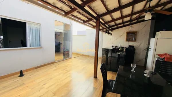 Casa em Conselheiro Lafaiete - São Marcos