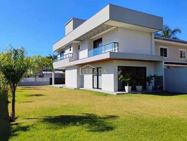 Casa Alto Padrão em Ingleses, Florianópolis/SC