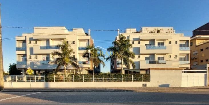 Apartamento a apenas 800 metros da praia