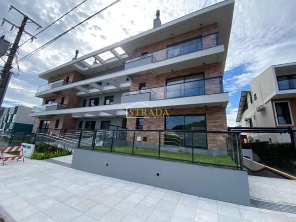 Apartamento Duplex na Cachoeira do Bom Jesus