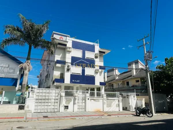 Apartamento Cobertura apenas 300 metros da praia