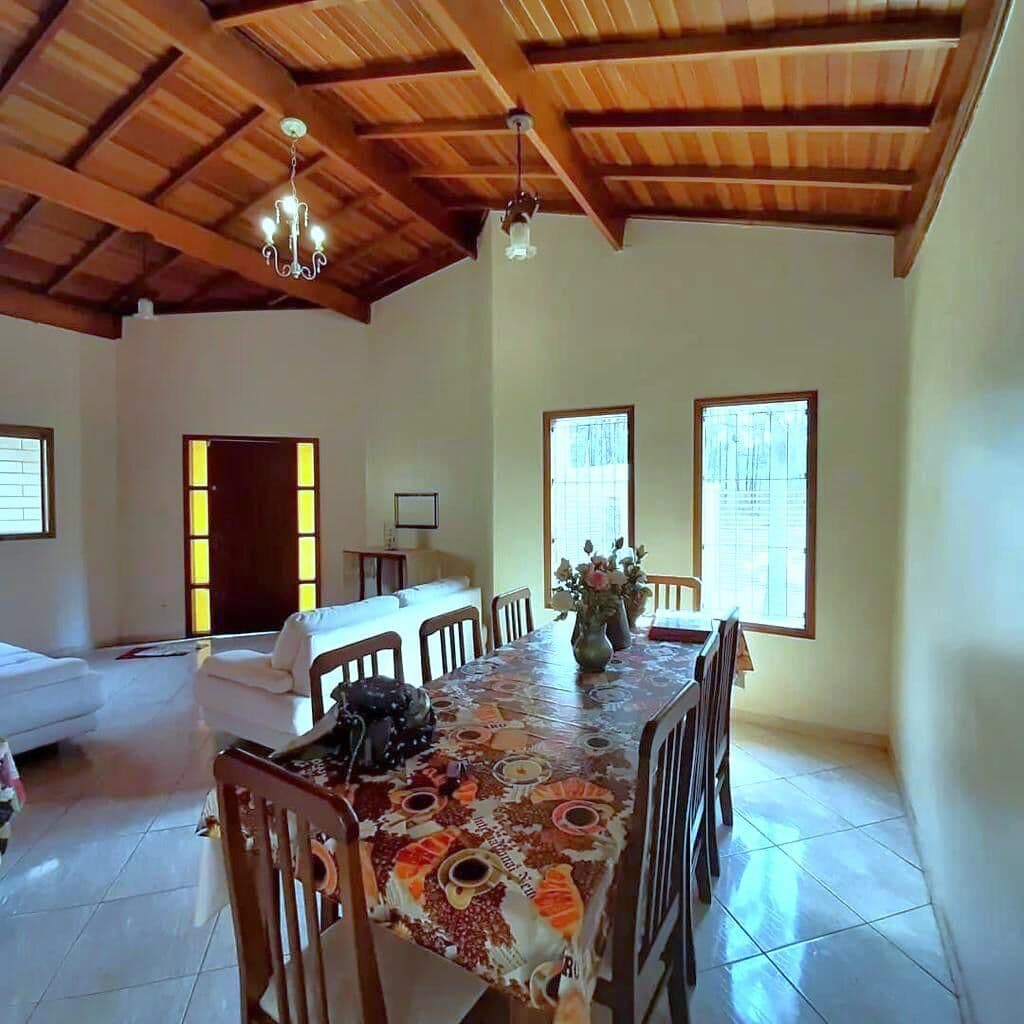 Casa em Araras - Jardim Piratininga