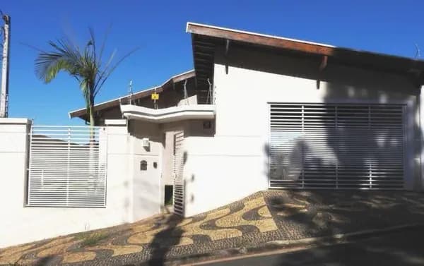 Casa em Araras - Jardim Piratininga