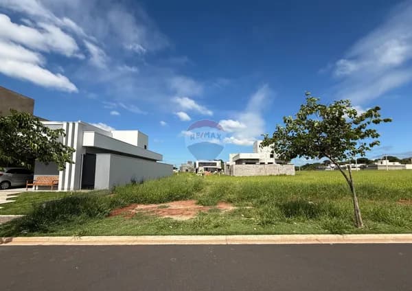 Terreno Village Damha IV Araraquara: 275m² ao lado da Área de Lazer