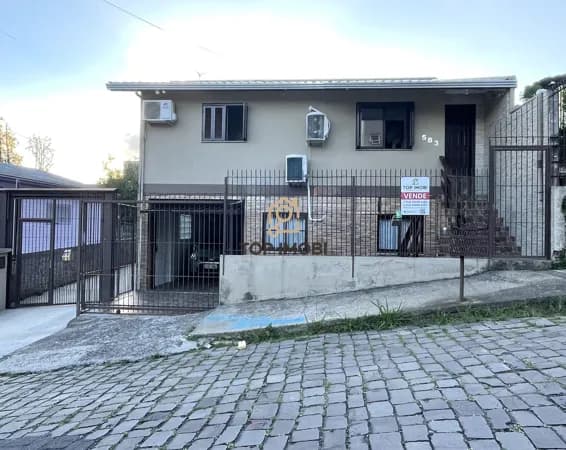 Casa em Caxias do Sul - Cidade Nova