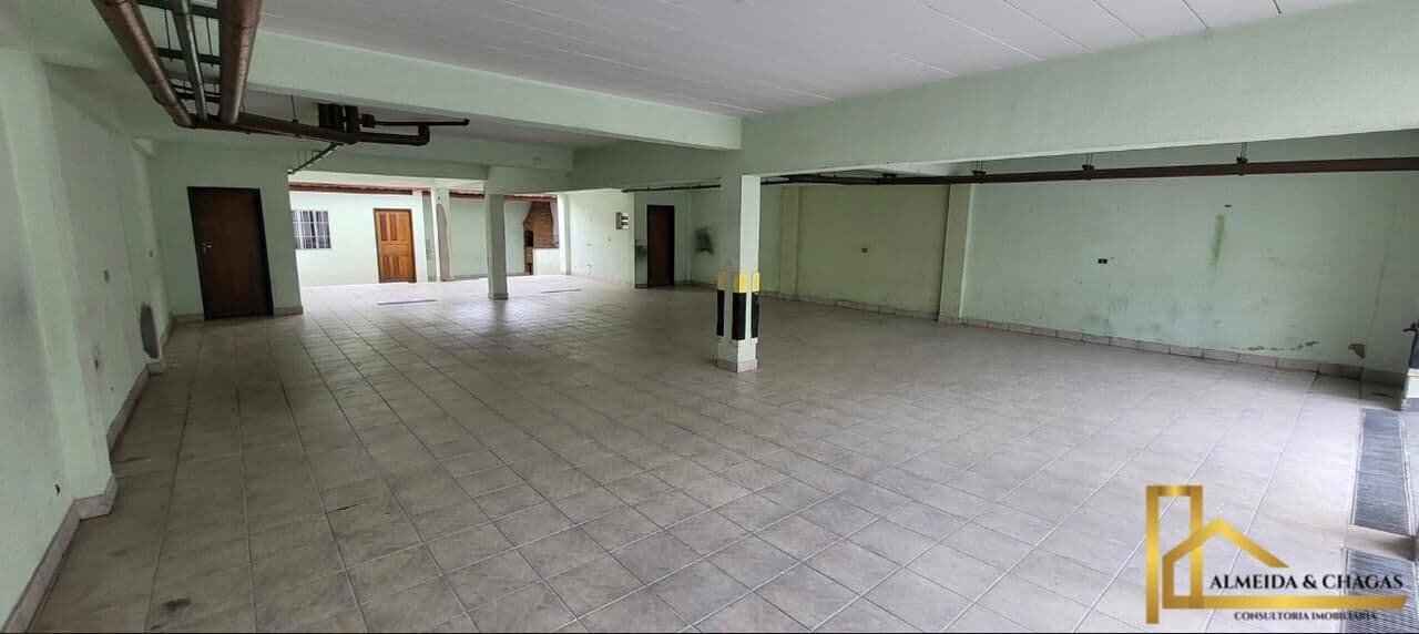 Casa de rua no Jardim dos Camargos em Barueri