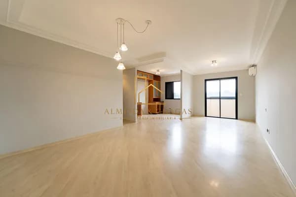 Apartamento à Venda no Edifício Copacabana | Conforto e Excelente Localização
