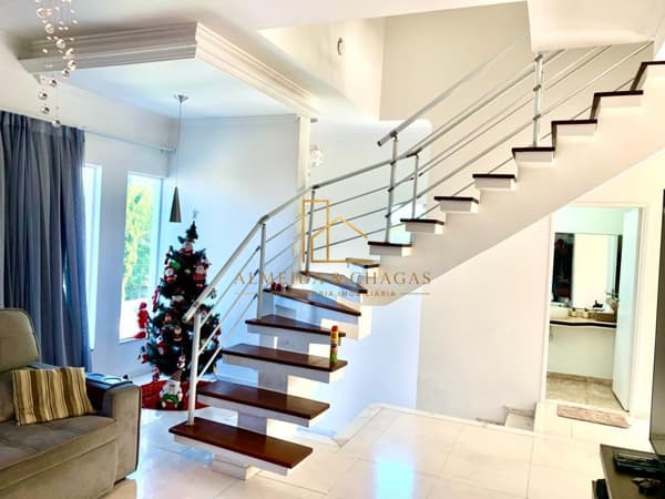 Casa em Santana de Parnaíba - Suru