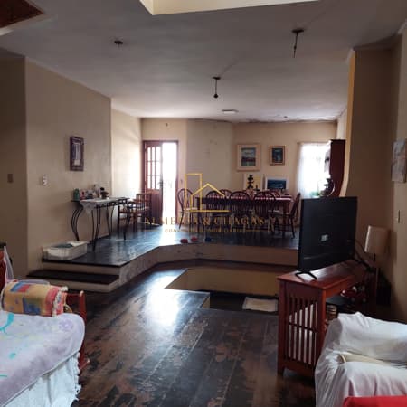 Casa em Santana de Parnaíba - Alphaville