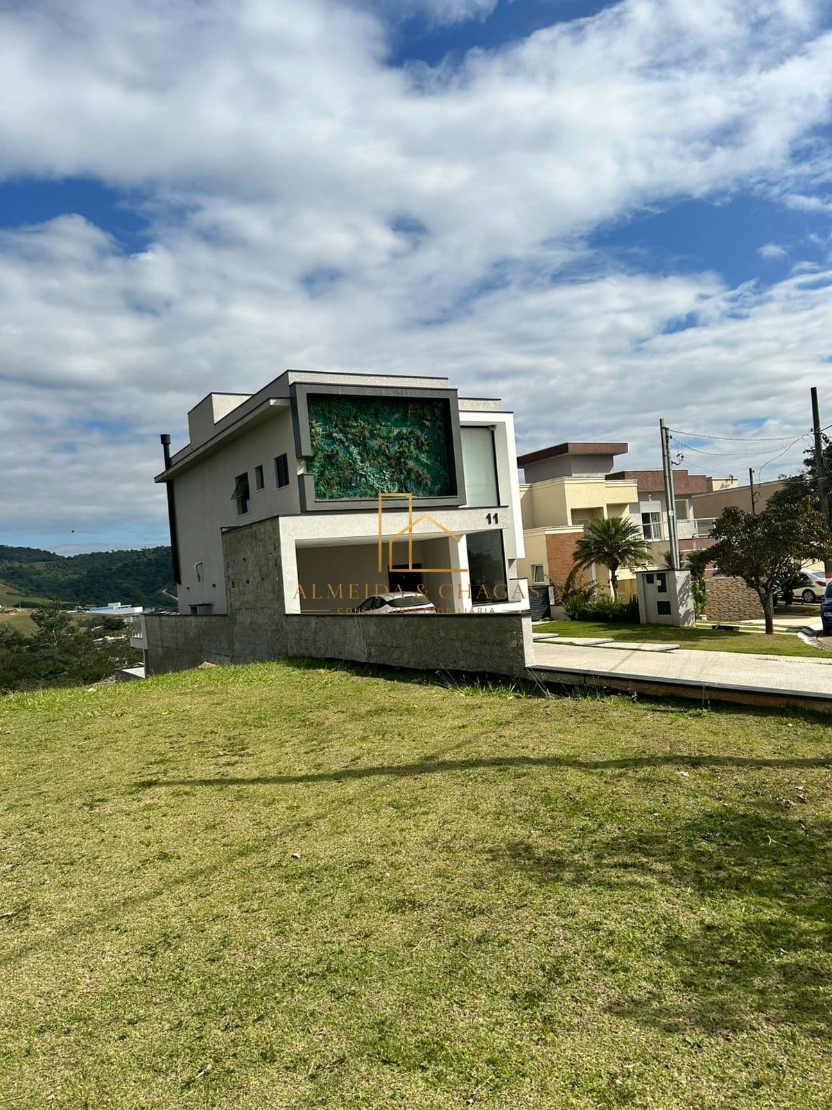 Condomínio New Ville