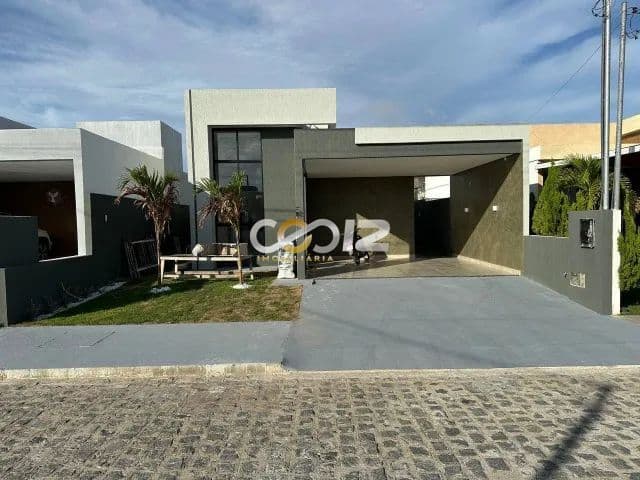 Casa no Condomínio Sol e Mar