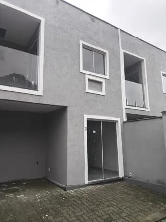 Casa Duplex Nova na Mirandela!