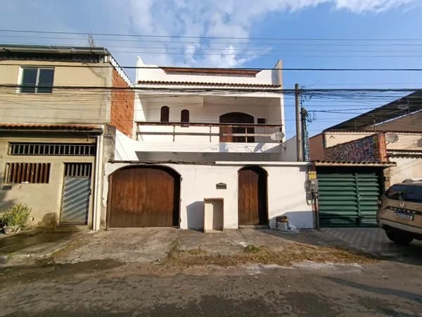 Casa em Mesquita - Centro
