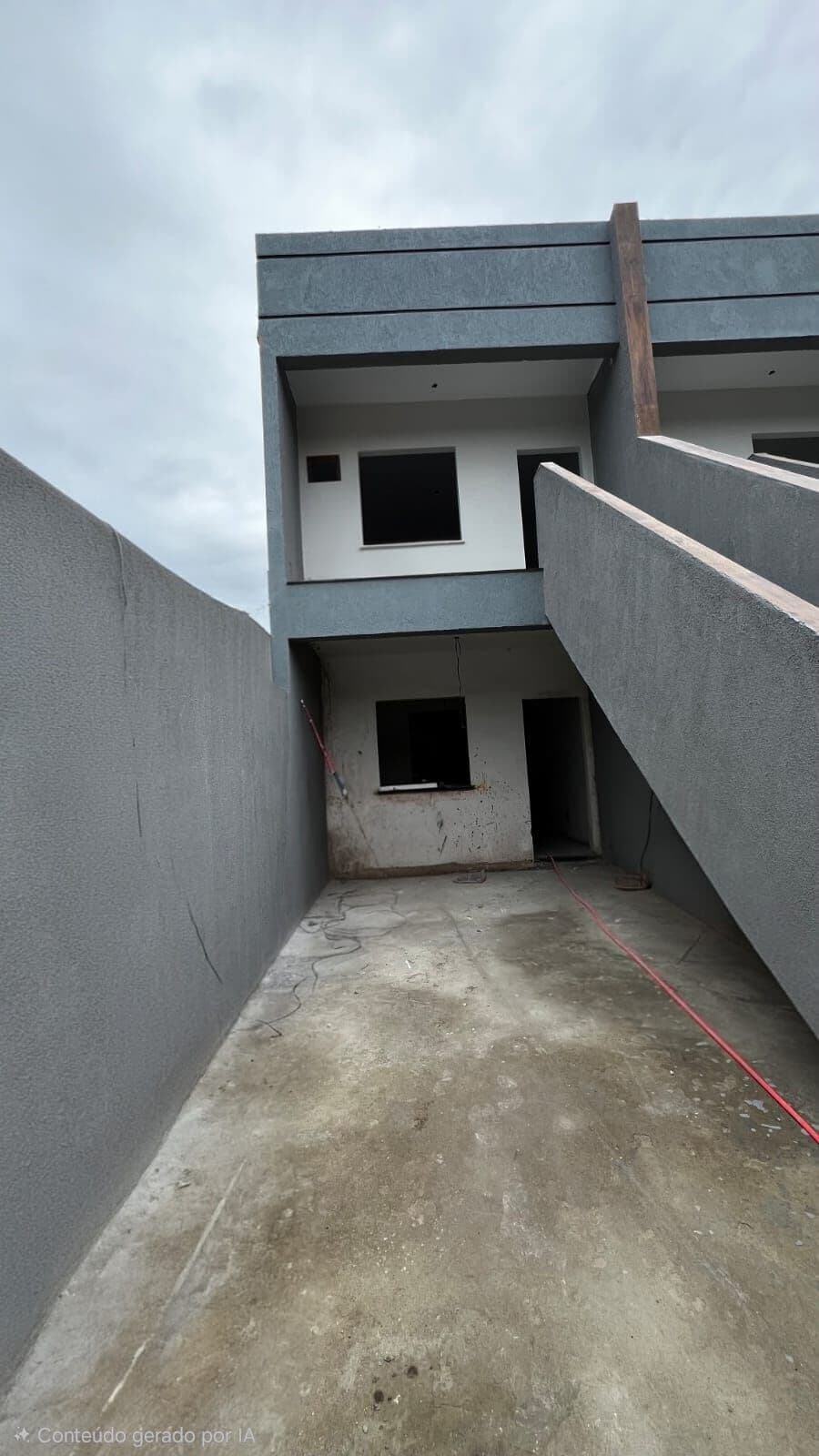 Casas em Belford Roxo com vaga de garagem!