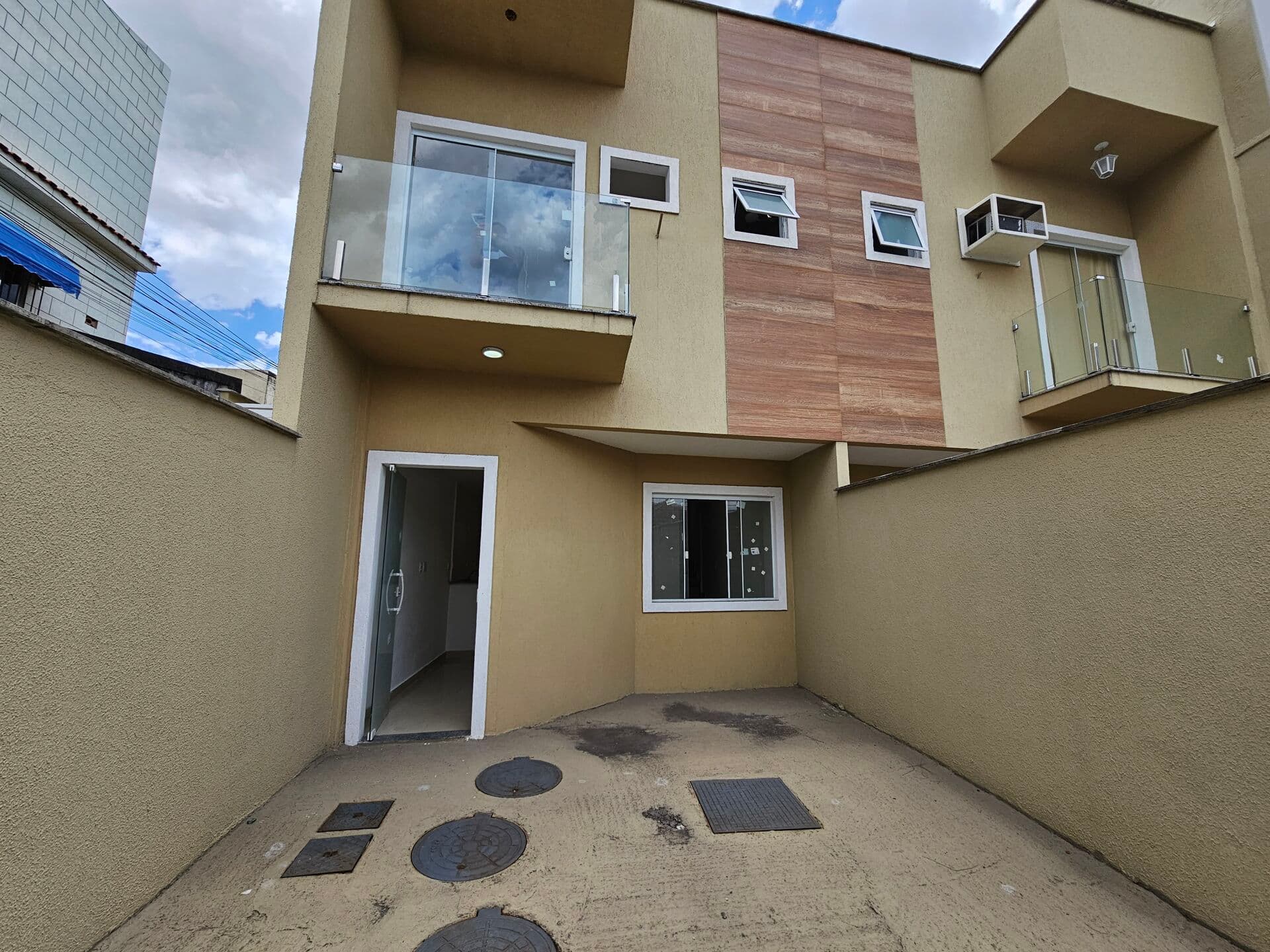 Casa Duplex em Nilópolis