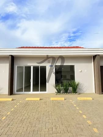 Casa em Primavera do Leste - Castelandia