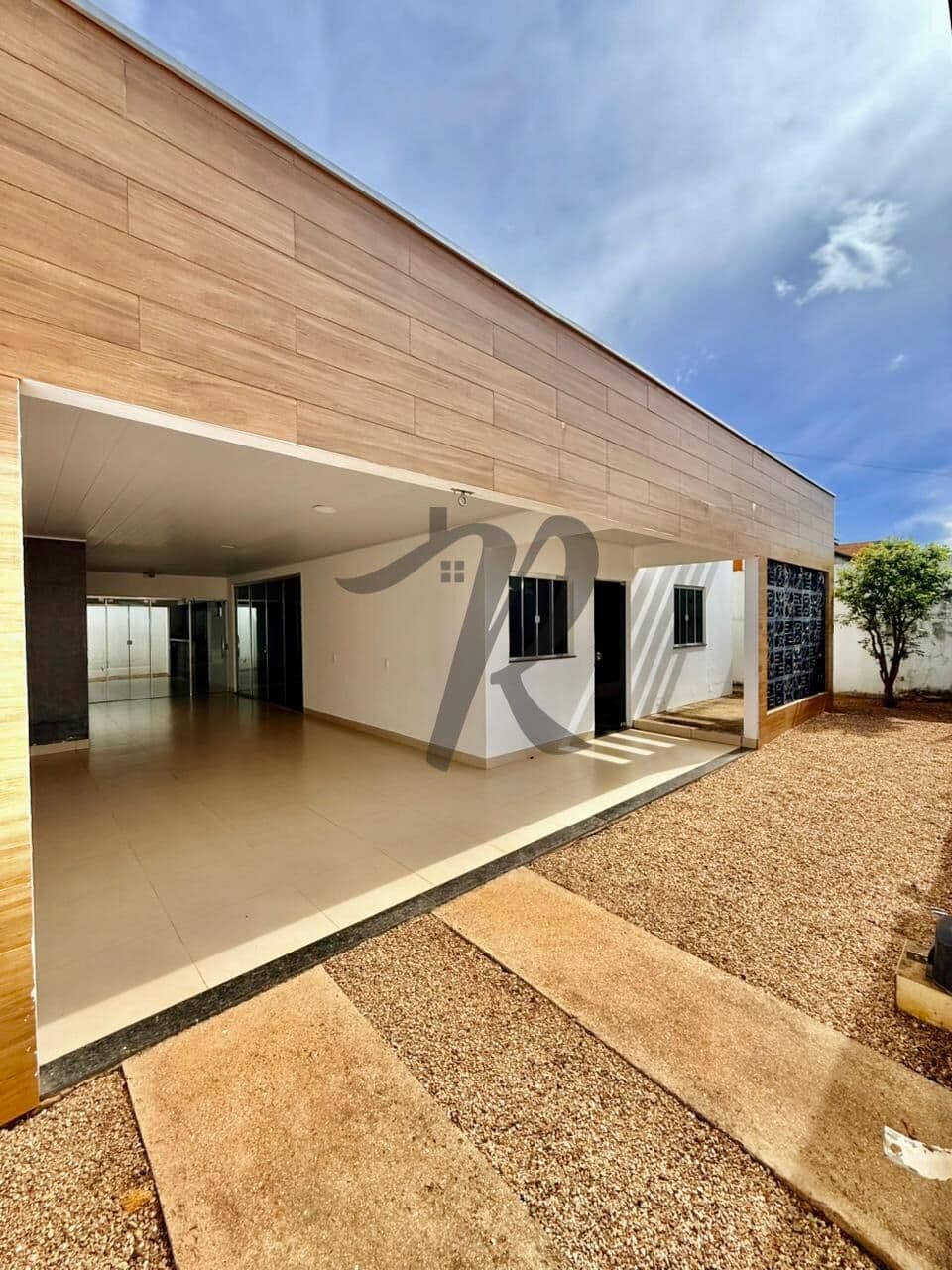 Casa em Primavera do Leste - Poncho Verde