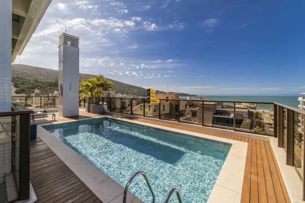 Apartamento com 3 dormitórios à venda na praia de Bombas, Bombinhas/SC
