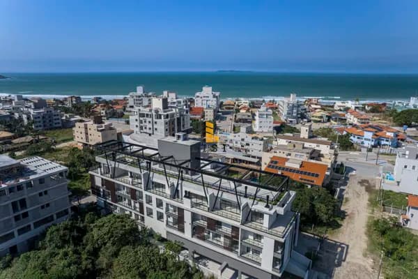 Cobertura à venda na Praia do Mariscal em Bombinhas SC