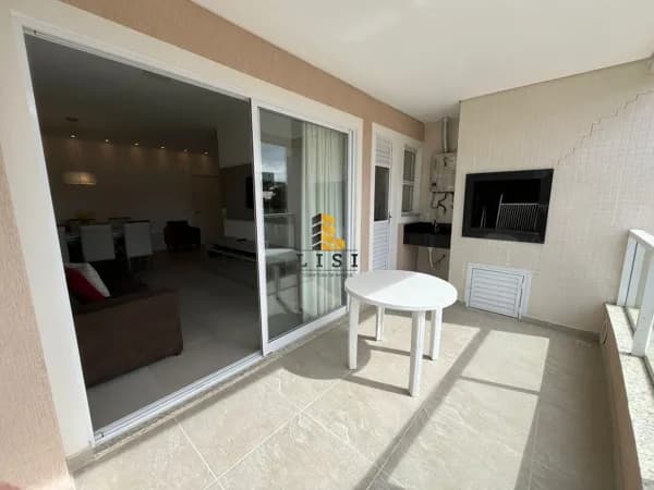 Apartamento 2 suítes à venda na praia de Canto Grande Bombinhas SC