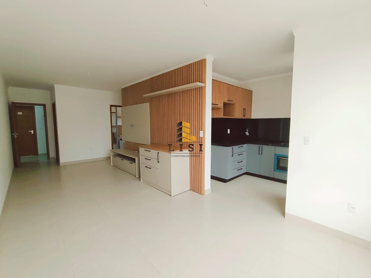 Apartamento com 2 suites à venda em Mariscal