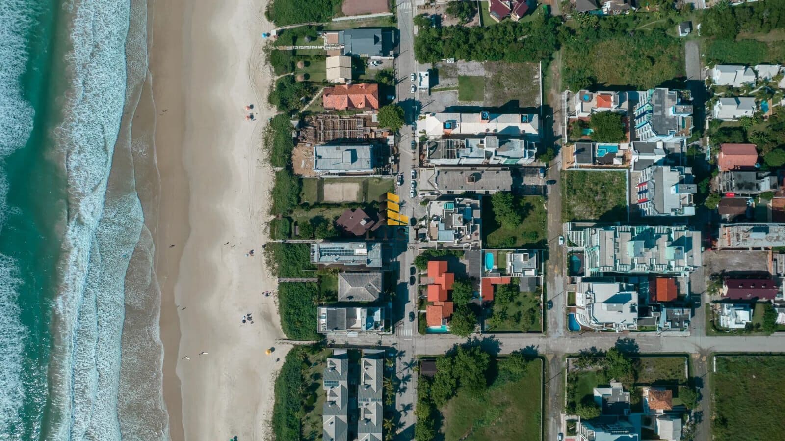 Cobertura à venda na praia do Mariscal em Bombinhas/SC