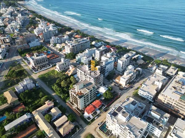 Oportunidade de investimento em imóveis na praia de Mariscal, Bombinhas-SC.