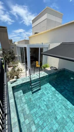 Cobertura com piscina à venda na praia de Canto Grande, Bombinhas SC.