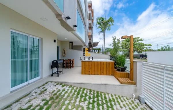 Apartamento Garden mobiliado à venda na praia de Canto Grande Bombinhas.