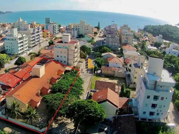 Pousada á venda na praia de Bombas, Bombinhas/SC