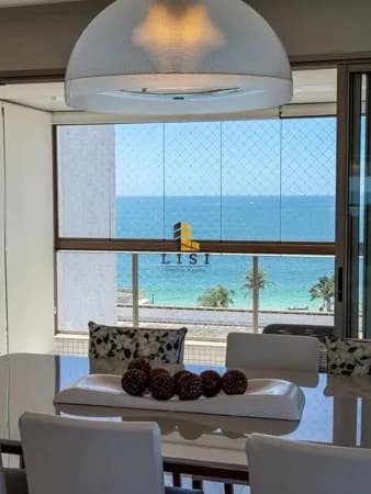 Cobertura 4 suites finamente mobiliada vista mar à venda em Bombinhas