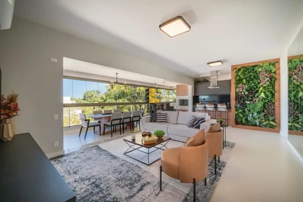 Apartamento Finamente mobiliado com vista mar à venda no coração de Bombinhas/SC.