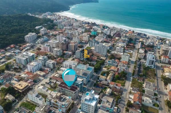 Apartamento à venda na praia de Bombas, Bombinhas/SC