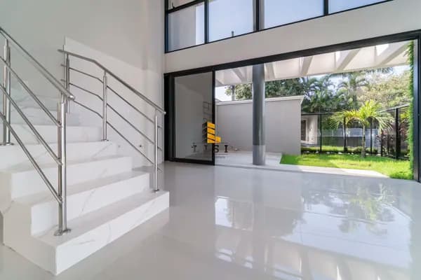 Apartamento Garden à venda em Mariscal