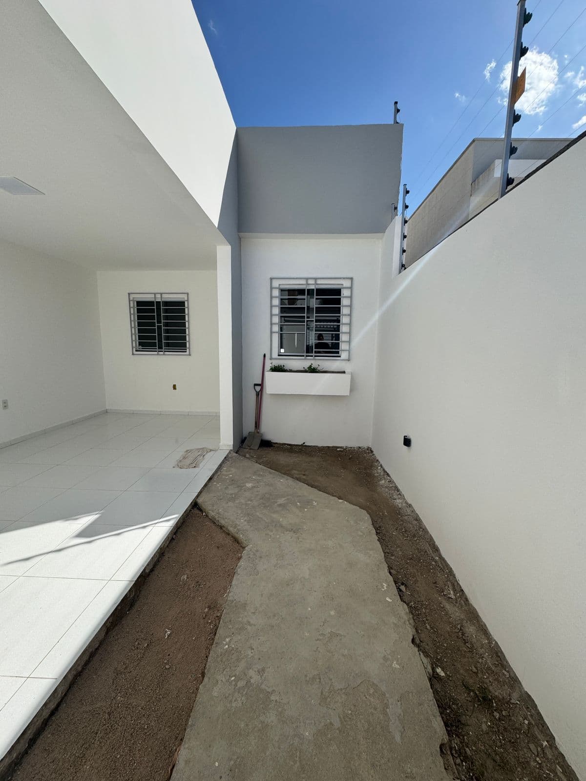 Casa Padrão 80 m² Severiano Morares Filho por R$220.000,00