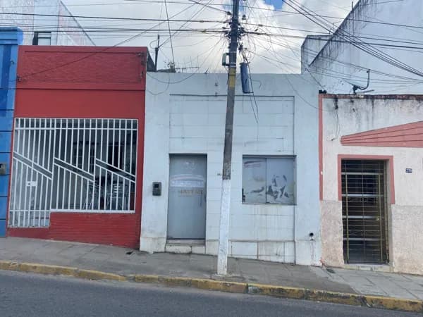 Casa Padrão para alugar na Rua XV de novembro em Garanhuns/PE R$1.500,00