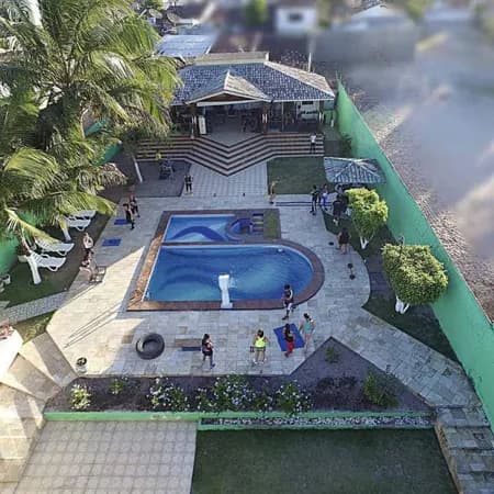 Casa Alto Padrão por R$1.500.000,00 na Av. Presidente Kennedy, 415-Lajedo ideal para moradia e eventos
