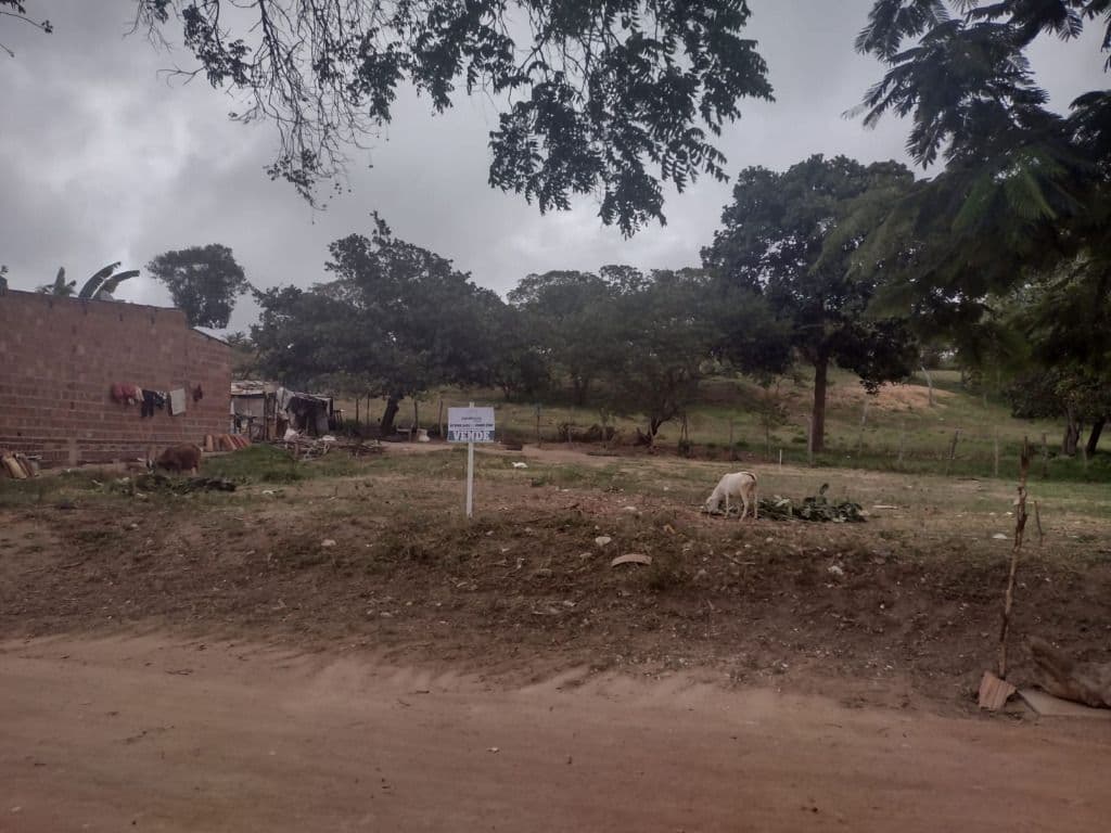 Terreno à venda, 300 m² por R$ 12.000,00 - Miracica - Garanhuns/PE