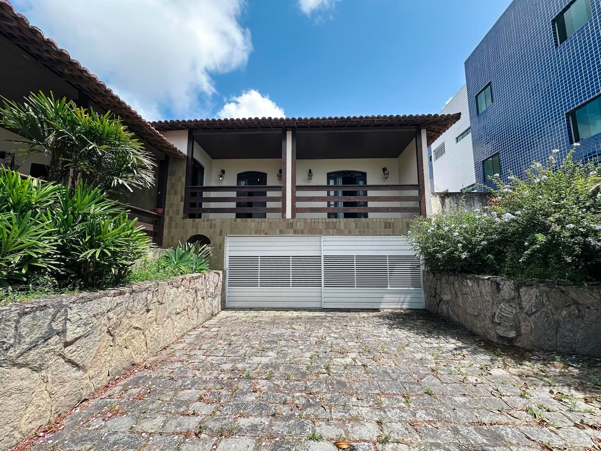 Casa Alto Padrão em Heliópolis,R$1.800.000,00 Garanhuns/PE-Residencial ou Comercial