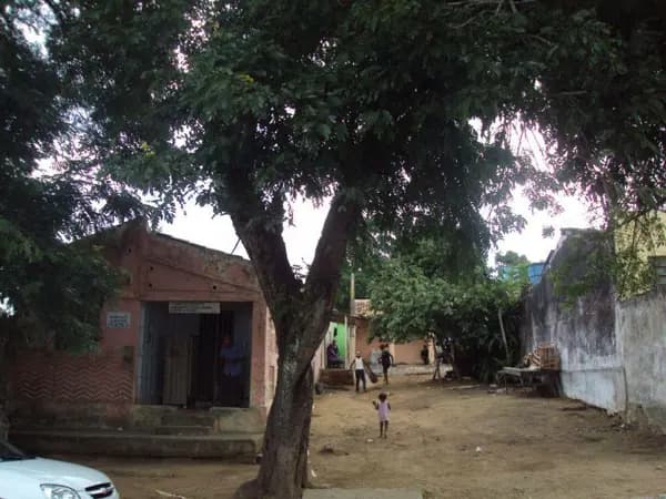 Casa residencial à venda, São José, Garanhuns.