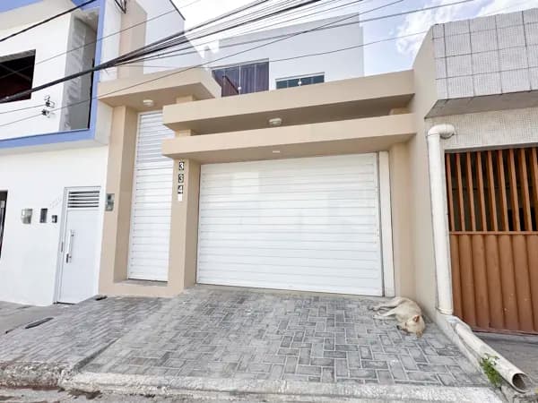 Casa Duplex á venda por R$ 390.000,00 no bairro Aloisio Pinto